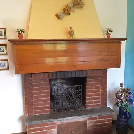 לינה וארוחת בוקר Villamato ארצו